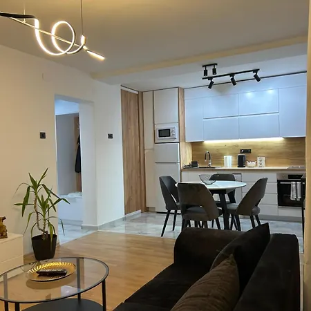Apartman Square Lux *