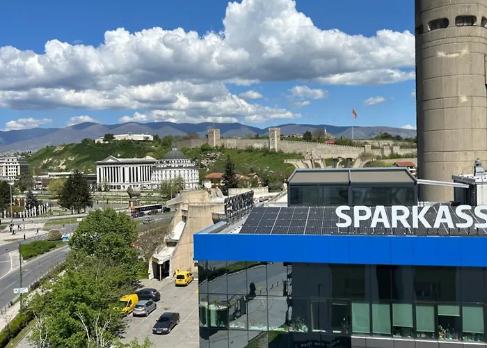 Square Lux Apartment